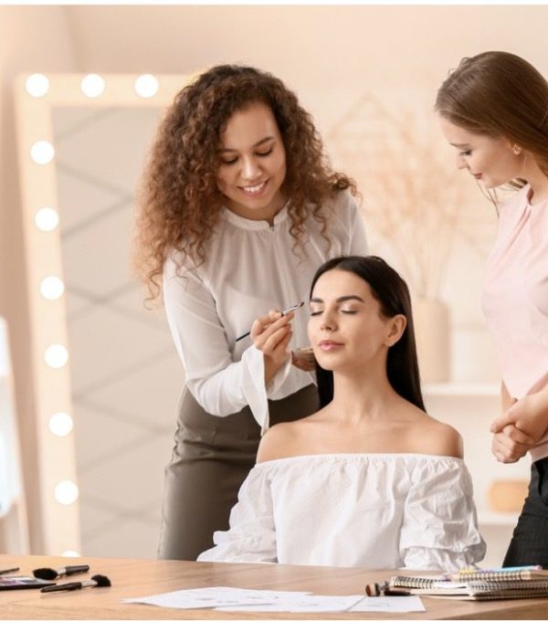 ¿Nunca te has maquillado? Así puedes aprender desde cero sin complicarte